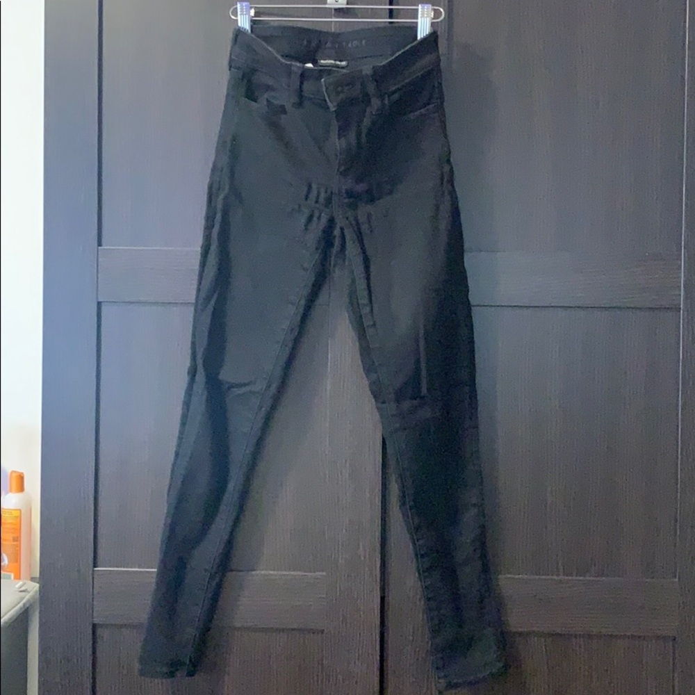 American Eagle Mid-Rise Jegging Size 0 Short